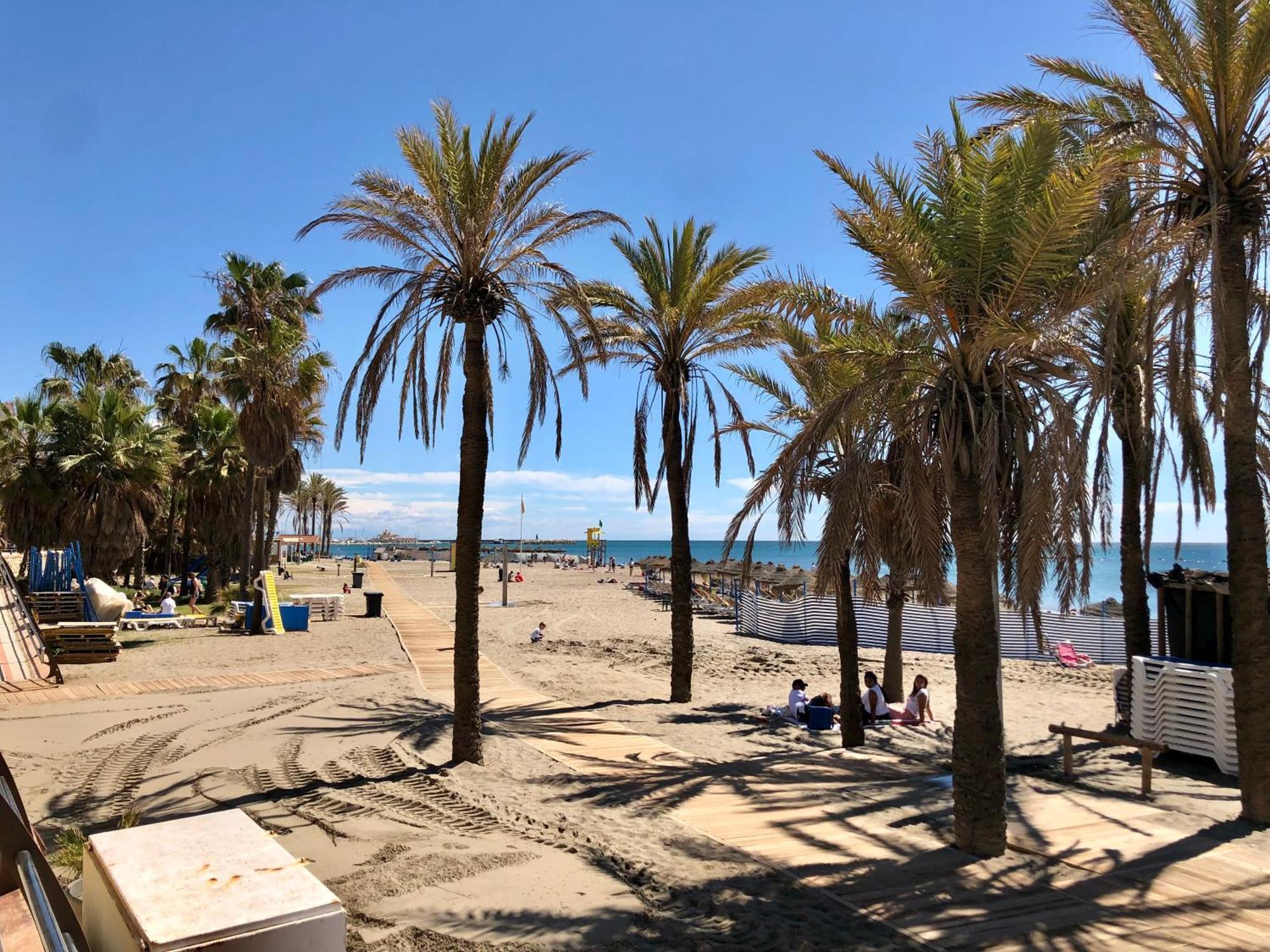 Cozy Central Studio Near The Beach Benalmadena Luaran gambar